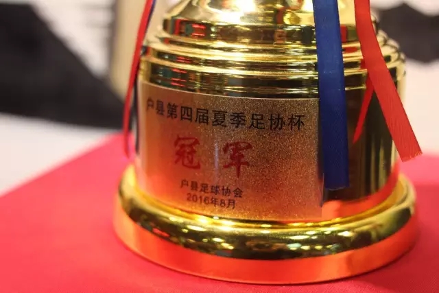 塞尔维亚大选惊人逆转！武契奇败北，背后暗流涌动